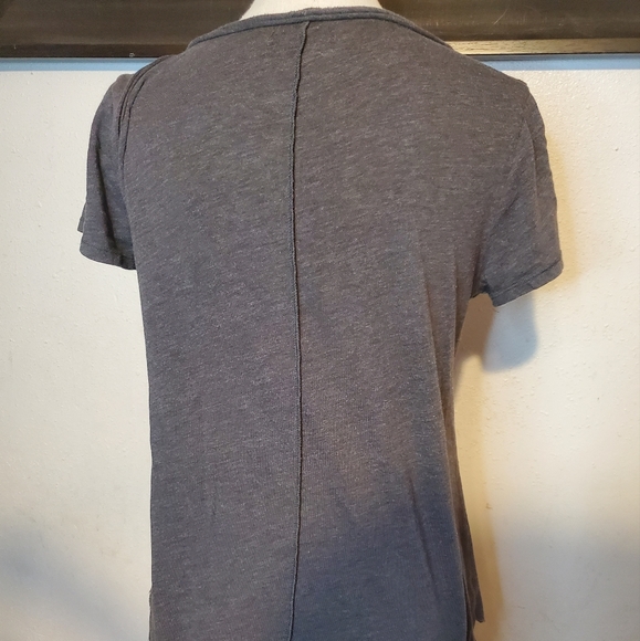 Hollister Gray T-shirt - Picture 5 of 8